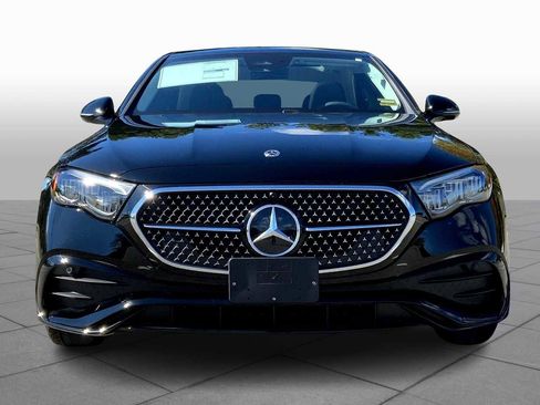 New 2026 Mercedes-Benz E 350 4MATIC Sedan image 3