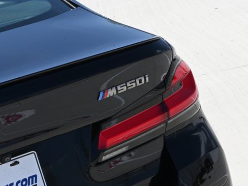 Used 2021 BMW M550i xDrive AWD/4WD image 10