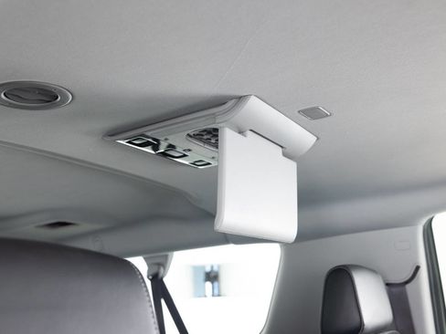 Used 2016 GMC Yukon XL Denali w/ Open Road Package image 33