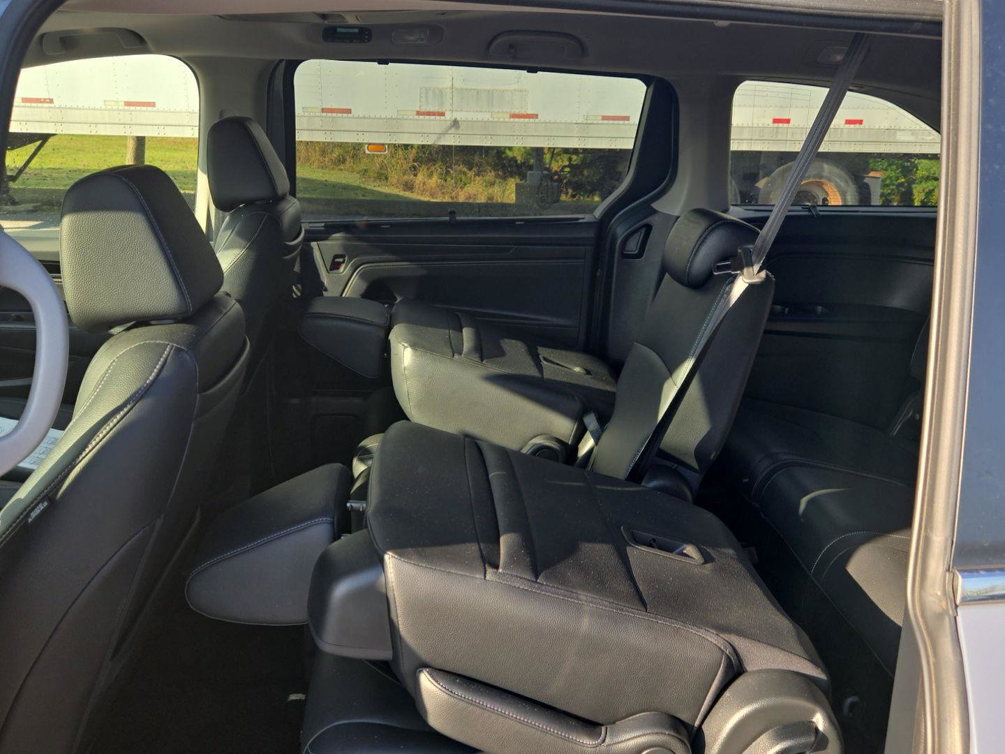 Used 2023 Honda Odyssey Touring image 15