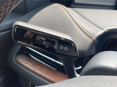 New 2025 Lincoln Navigator Black Label image 20