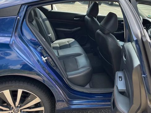 Used 2020 Nissan Altima 2.5 SR AWD/4WD image 9