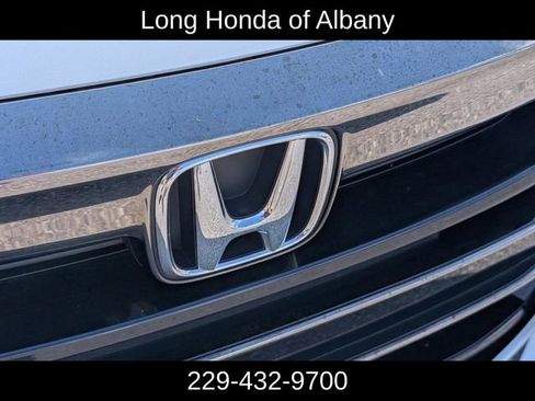 Used 2022 Honda Accord Sport image 9