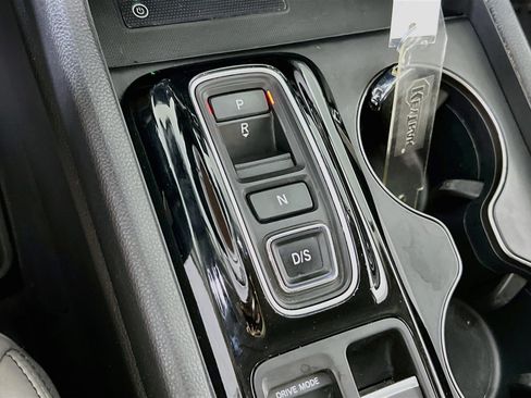 Used 2023 Honda Pilot EX-L image 16