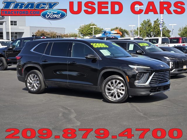 Used 2025 Buick Enclave Preferred FWD image 1