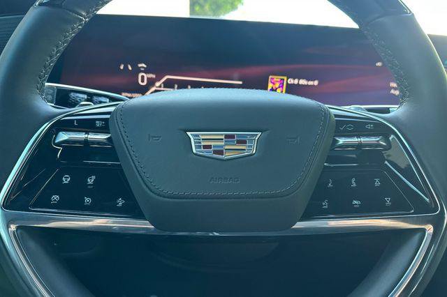 Certified 2025 Cadillac Escalade ESV Premium Luxury Platinum AWD/4WD image 23