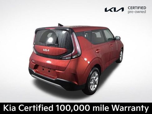 Certified 2025 Kia Soul LX w/ LX Technology Package FWD image 6
