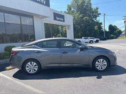 Used 2025 Nissan Sentra S FWD image 2