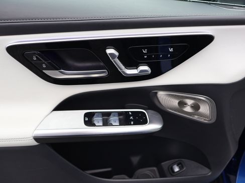 Certified 2023 Mercedes-Benz GLC 300 image 14