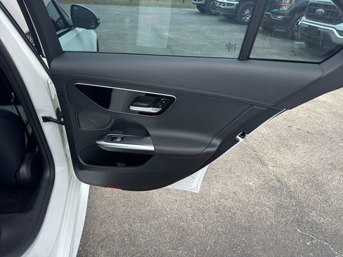 Used 2023 Mercedes-Benz C 300 4MATIC Sedan image 21