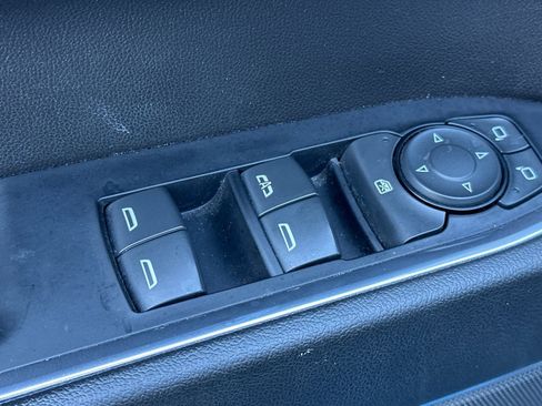 Used 2022 GMC Sierra 1500 Elevation image 13