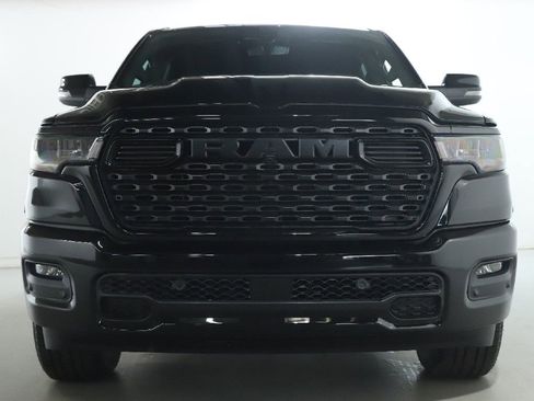 Used 2025 RAM 1500 Big Horn AWD/4WD image 5