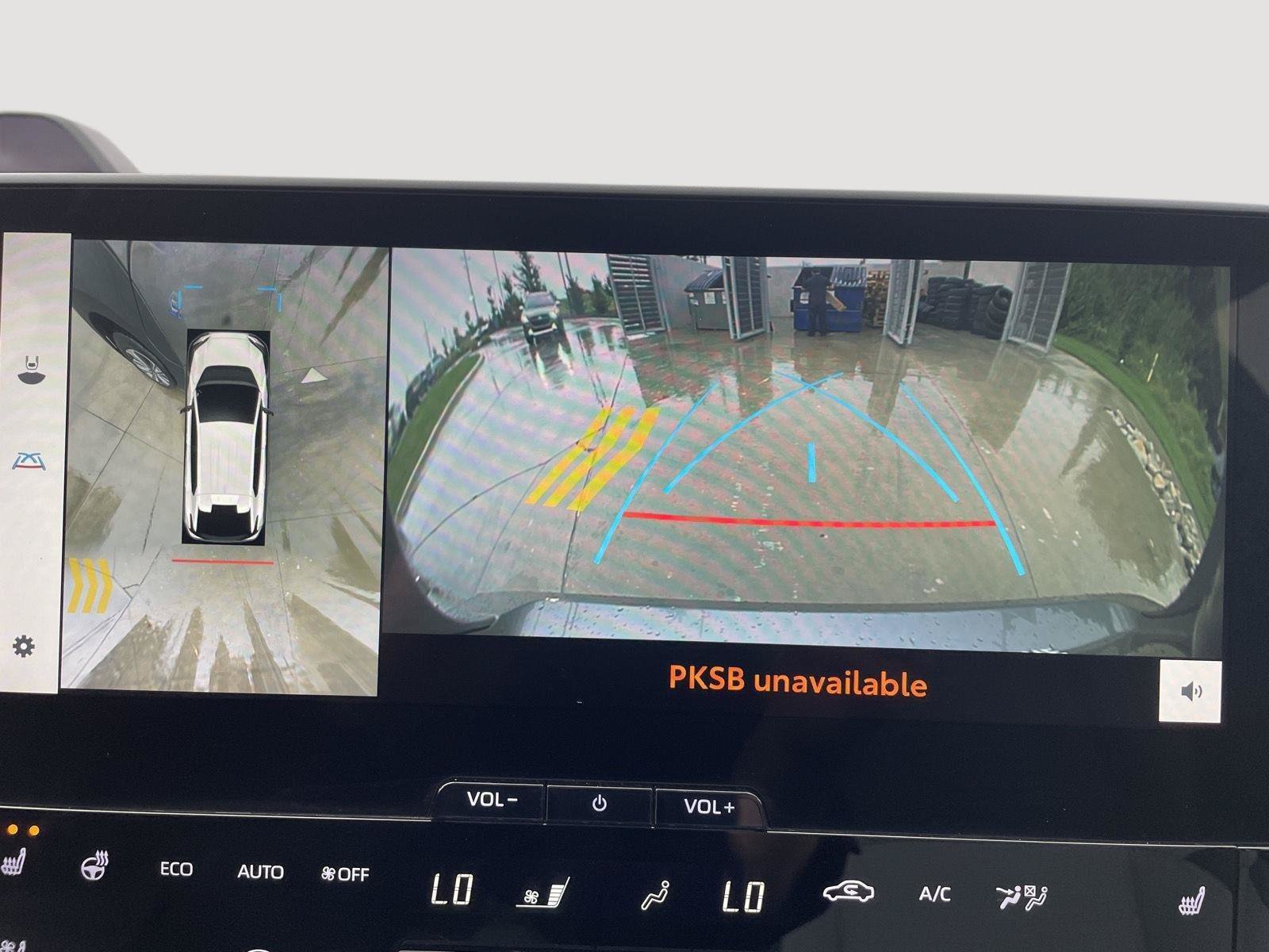 Certified 2023 Subaru Solterra AWD image 30