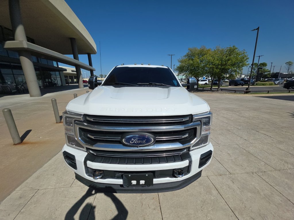 Used 2020 Ford F350 Platinum AWD/4WD image 3