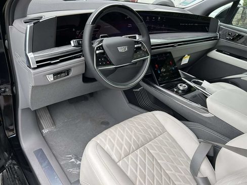 New 2026 Cadillac Escalade IQL Sport 1 w/ LPO, ONYX Package AWD/4WD image 20