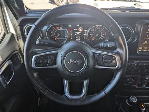 Used 2021 Jeep Wrangler Unlimited Sahara AWD/4WD image 16