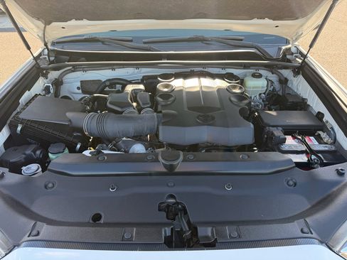 Used 2020 Toyota 4Runner SR5 Premium w/ Moonroof Package image 20