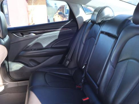 Used 2018 Buick LaCrosse Premium image 24