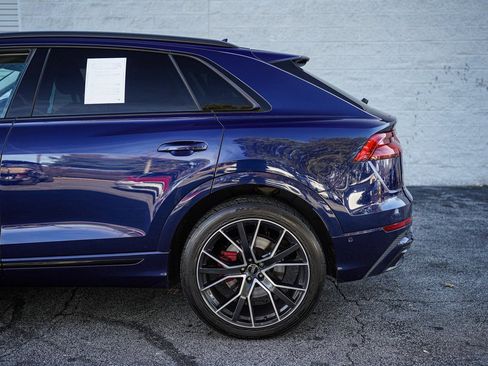 Used 2019 Audi Q8 Prestige w/ Adaptive Chassis Package image 11