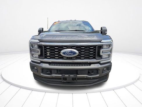 Used 2023 Ford F350 Lariat w/ Lariat Ultimate Package image 9