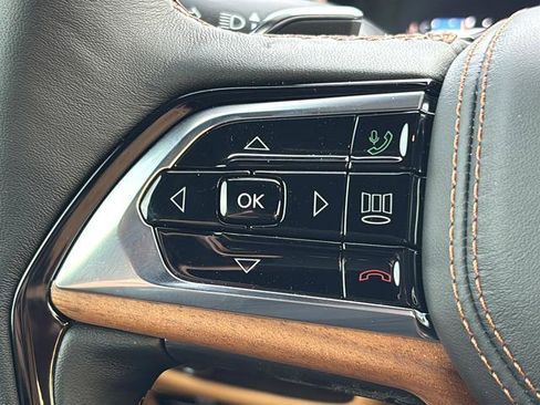 New 2025 Jeep Grand Cherokee L Summit image 27