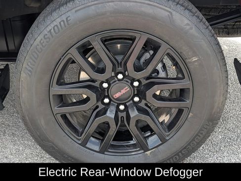 Used 2024 GMC Sierra 1500 Elevation RWD image 9
