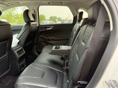 Certified 2024 Ford Edge Titanium AWD/4WD image 10