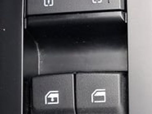 Used 2024 Kia Soul LX w/ Option Group 015 FWD image 9