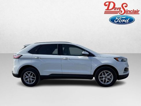 Used 2023 Ford Edge SEL image 5