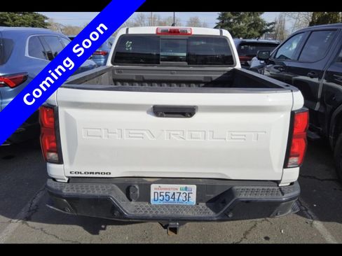 Used 2024 Chevrolet Colorado Z71 w/ LPO, Dark Essentials Package image 17