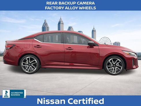 Certified 2025 Nissan Sentra SR FWD image 6