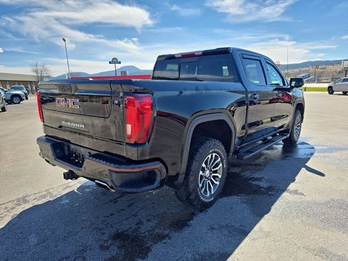 Used 2019 GMC Sierra 1500 AT4 w/ AT4 Premium Package image 3