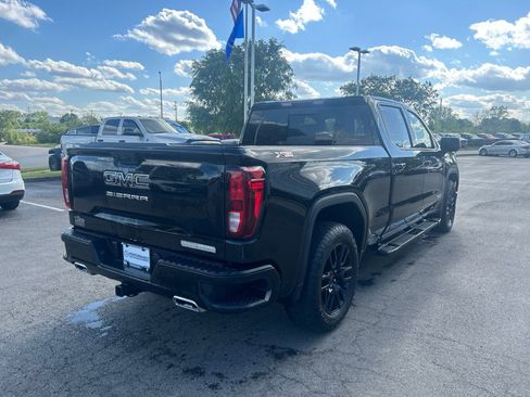 Used 2024 GMC Sierra 1500 Elevation w/ Elevation Premium Package AWD/4WD image 3