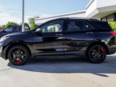 Used 2020 Chevrolet Equinox Premier w/ Premier Redline Edition AWD/4WD image 5