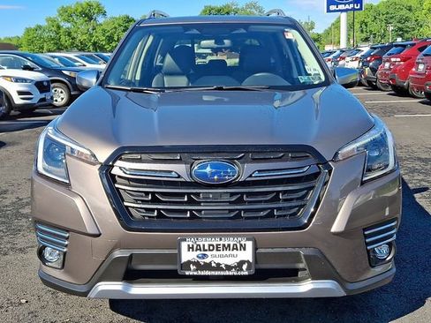 Used 2023 Subaru Forester Touring AWD/4WD image 2
