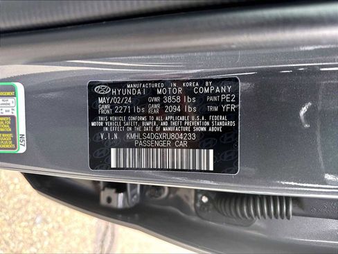 Used 2024 Hyundai Elantra SEL w/ Convenience Package FWD image 33
