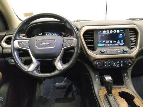 Used 2019 GMC Acadia Denali AWD/4WD image 22