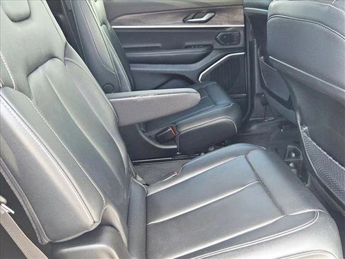 Used 2022 Jeep Grand Cherokee L Limited w/ Trailer Tow Group (B) image 22