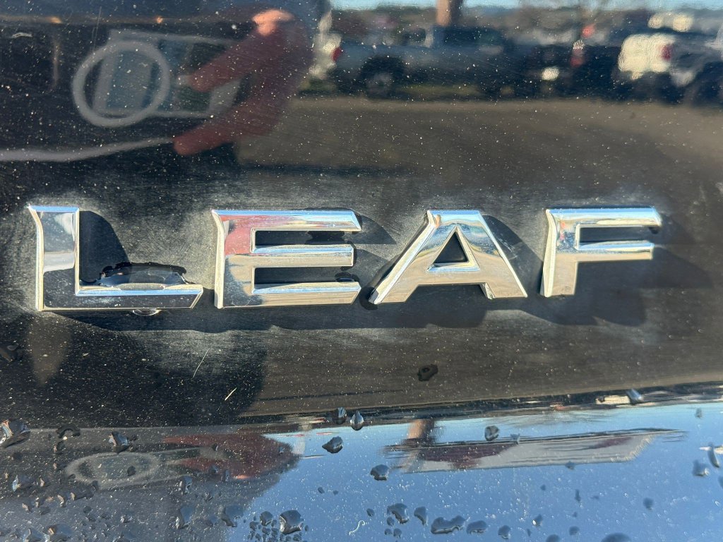 Used 2022 Nissan Leaf S FWD image 11