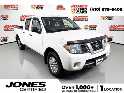 Used 2020 Nissan Frontier SV image 1