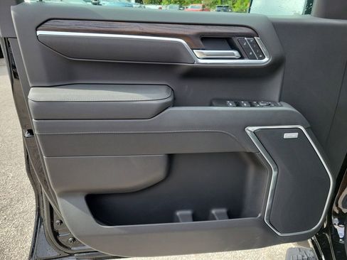 New 2026 GMC Sierra 1500 SLT w/ SLT Premium Plus Package image 14