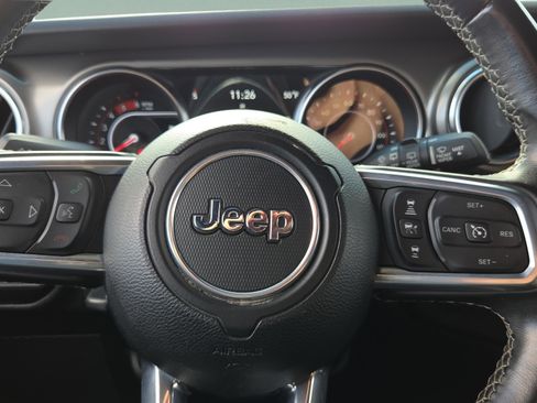 Used 2021 Jeep Wrangler Unlimited Rubicon image 23