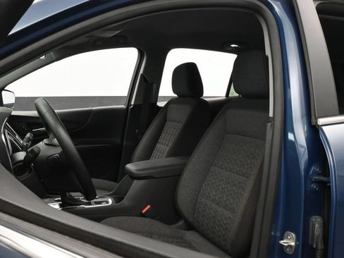 Used 2024 Chevrolet Equinox LT FWD image 10