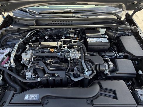 Certified 2025 Toyota Corolla SE w/ Convenience Package image 30