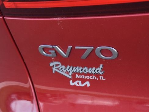 Used 2022 Genesis GV70 2.5T w/ Advanced Package image 18