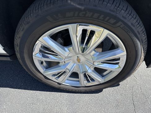 Used 2022 Chevrolet Tahoe High Country image 10