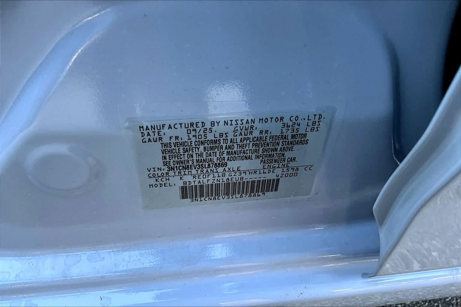 Used 2025 Nissan Versa SV w/ Trunk Package FWD image 14