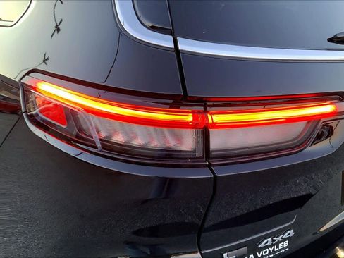 Used 2023 Jeep Grand Cherokee L Overland w/ Advanced Protech Group III image 27