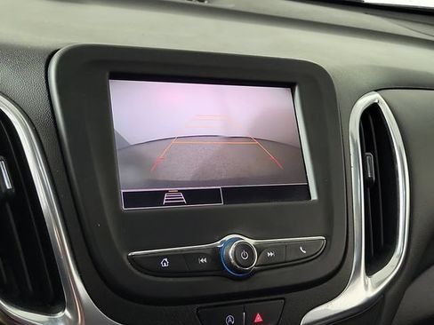 Used 2022 Chevrolet Equinox LT FWD image 29
