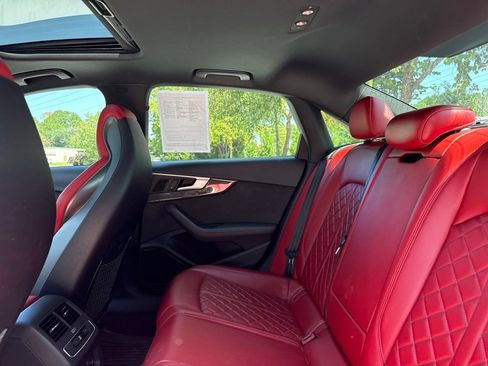 Used 2019 Audi S4 Premium Plus w/ Premium Plus Package AWD/4WD image 22